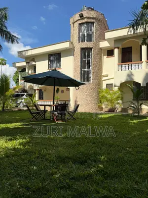 4br Villa With A Pool
