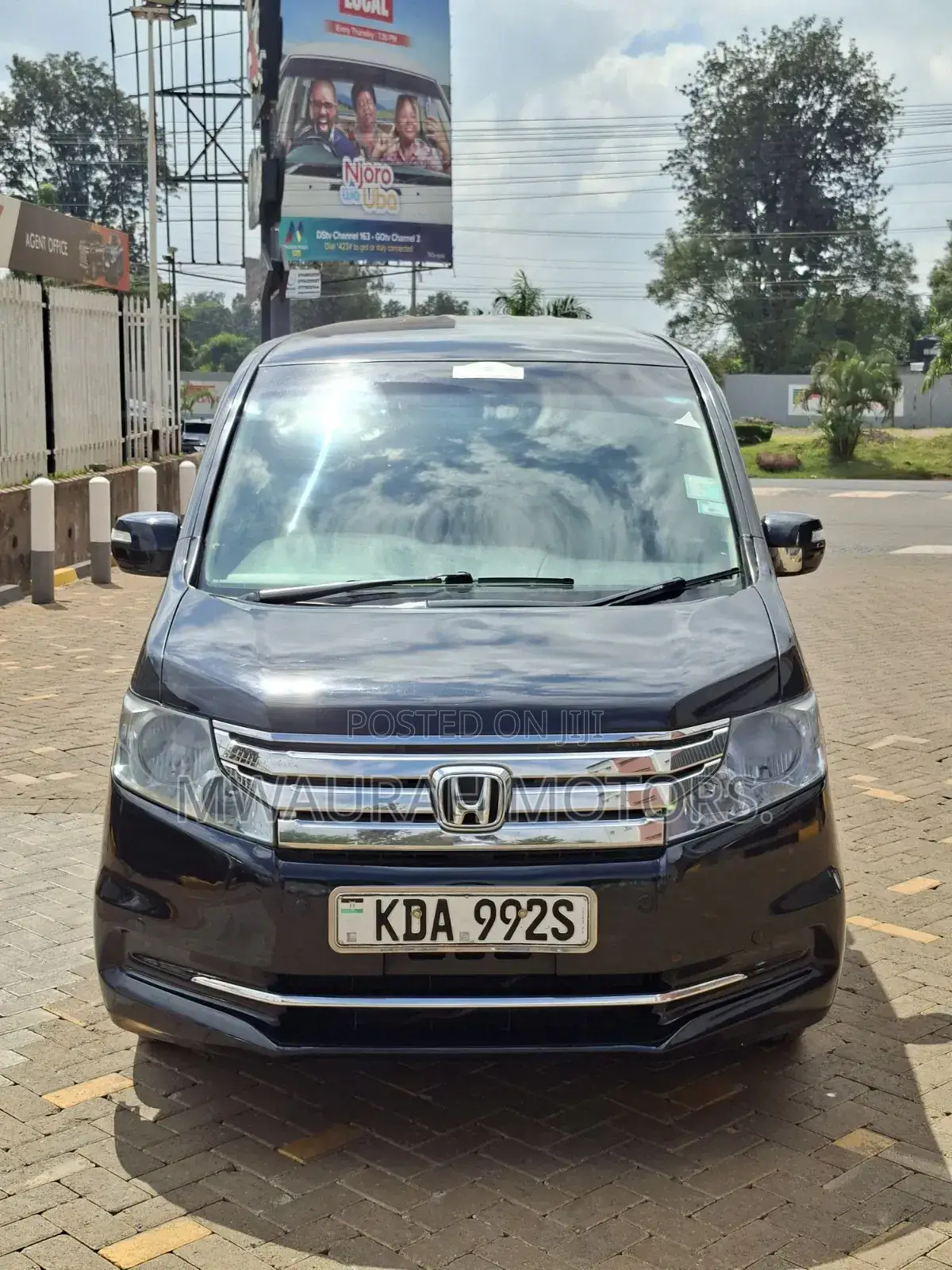 Honda Stepwgn 2012 Black