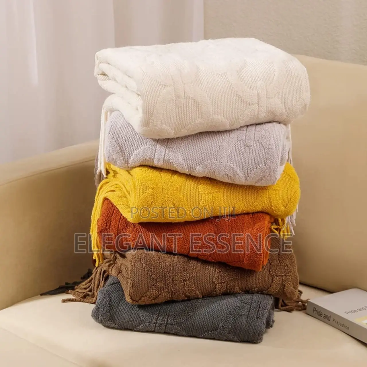 Nordic Style Sofa Throw Blanket With Tassels