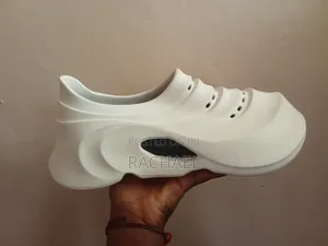 Tee's Closet