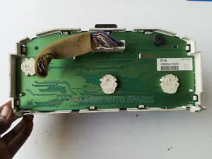 Nissan Tiida 2010 Dashboard Clock