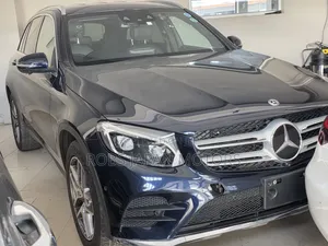 Mercedes-Benz GLC-Class 2019 Blue