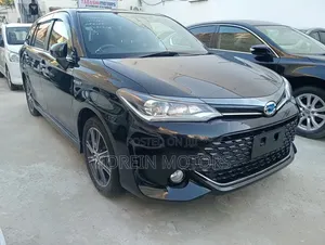 Toyota Corolla Fielder 1.5 Hybrid FWD 2019 Matt Black