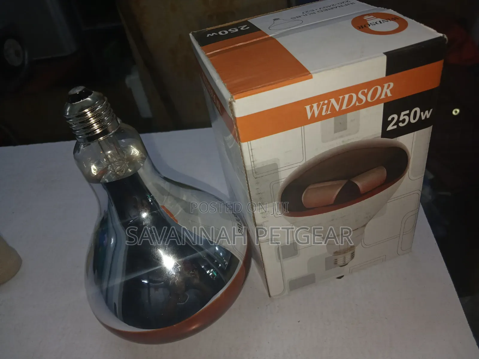 Windsor 250w Infrared Heat Bulb For Poultry Brooding And Heating