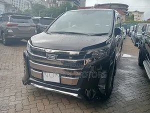 Toyota Noah 2019
