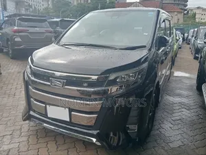 Toyota Noah 2019