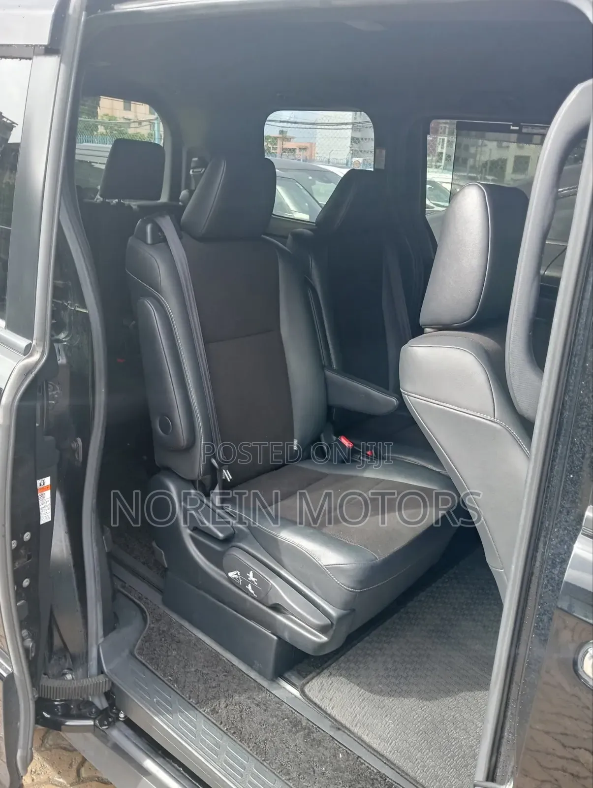 Toyota Noah 2019