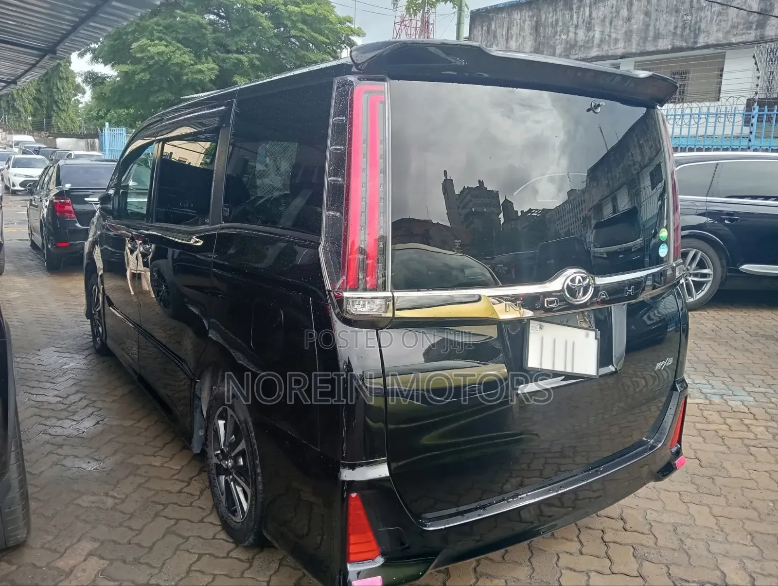 Toyota Noah 2019