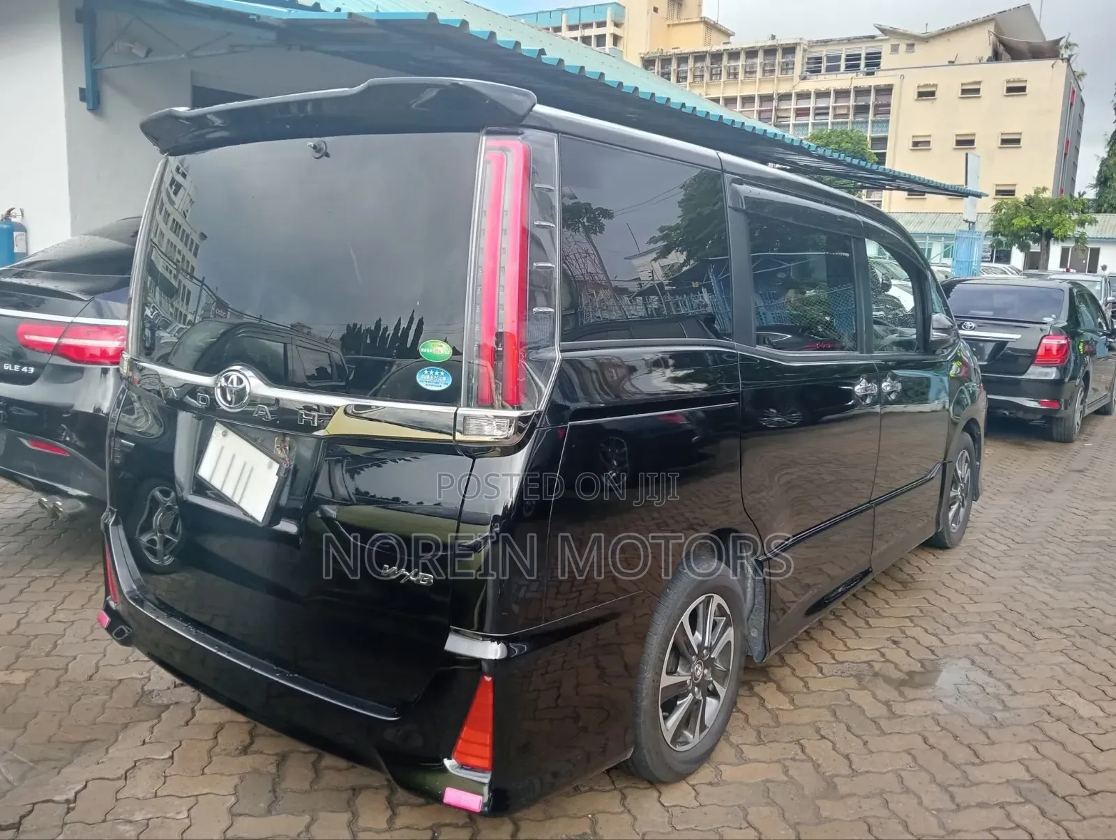 Toyota Noah 2019
