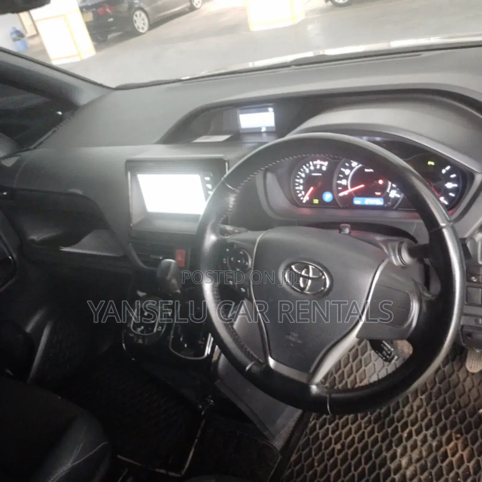 Toyota Noah for Hire