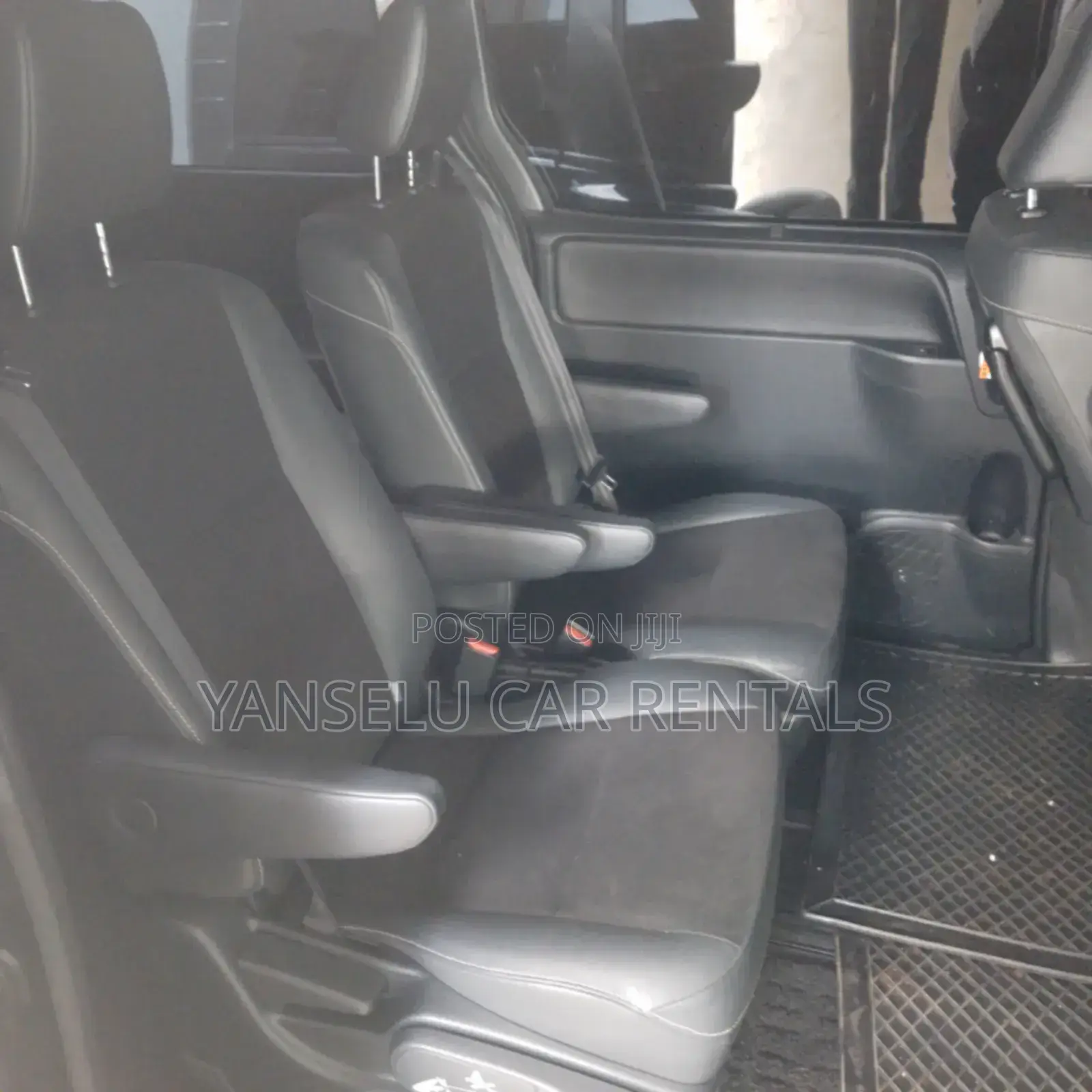 Toyota Noah for Hire