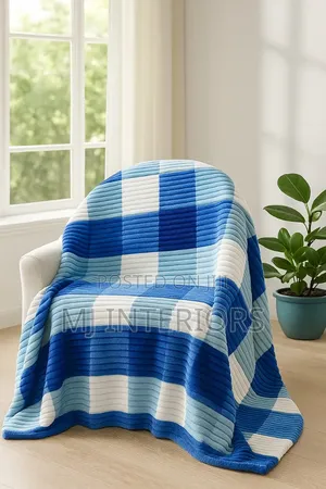 Deluxe Patterned Fleece Blankets for Modern Homes