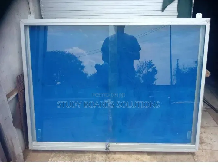 3ftx2ft Lockable With Keys Glass Sliding Notice Board for Outdoor Use