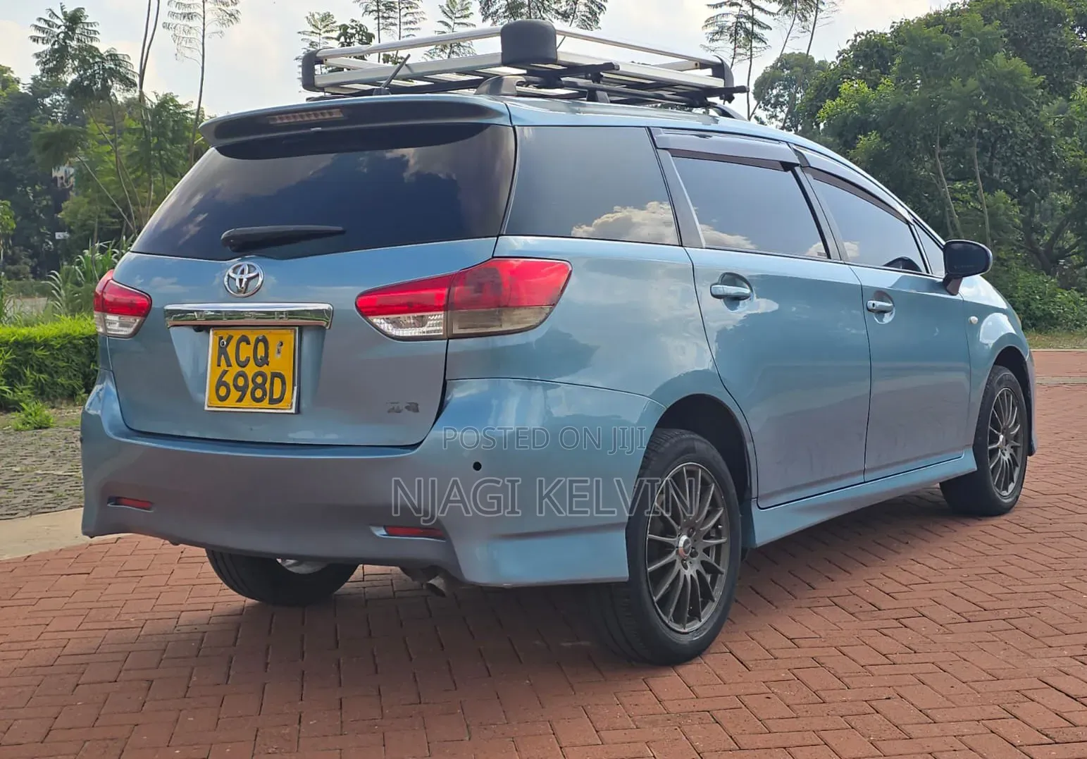 Toyota Wish 2011 Blue