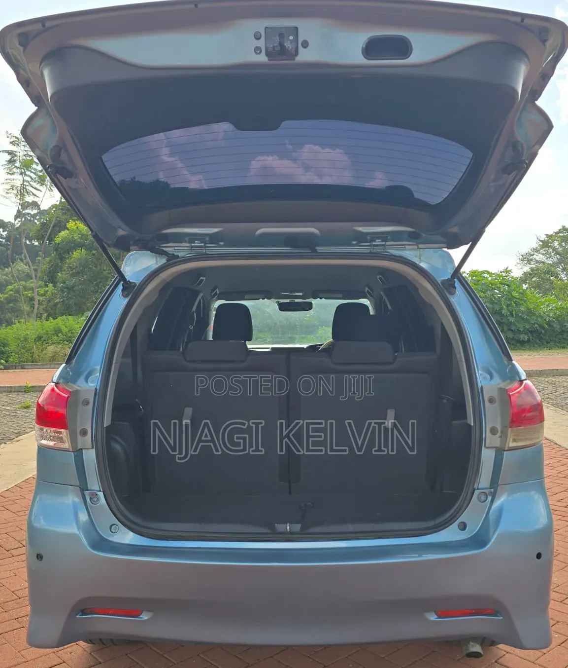 Toyota Wish 2011 Blue