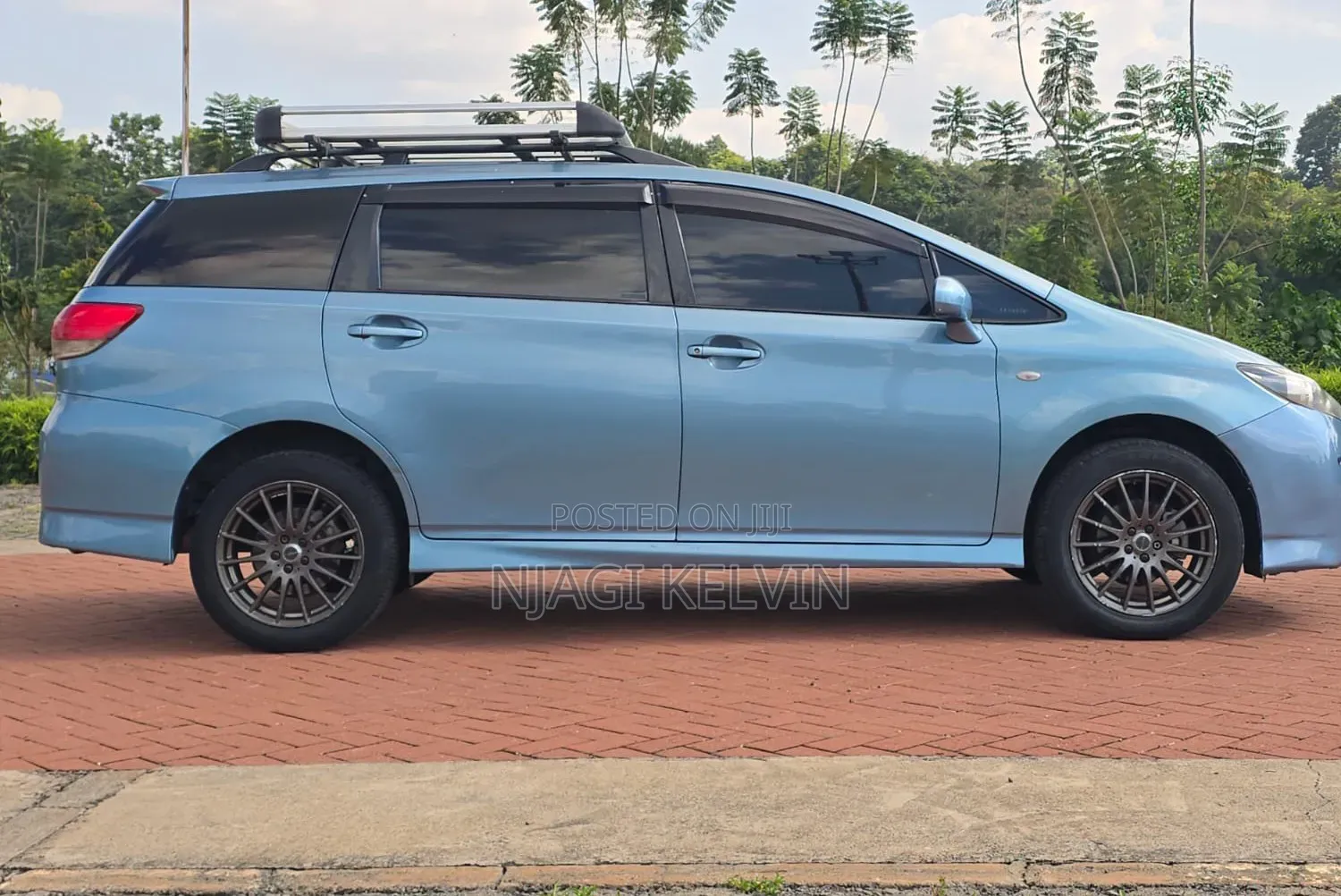 Toyota Wish 2011 Blue