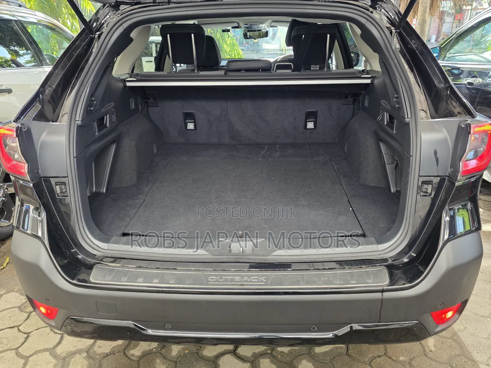 Subaru Outback Premium AWD 2024 Black