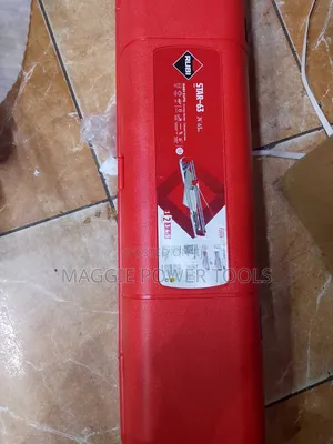 Well Performing and Professional Tile Cutter Machine