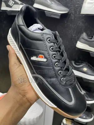 Smart Casual Ellesse
