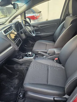 Honda Fit 2019 Pink