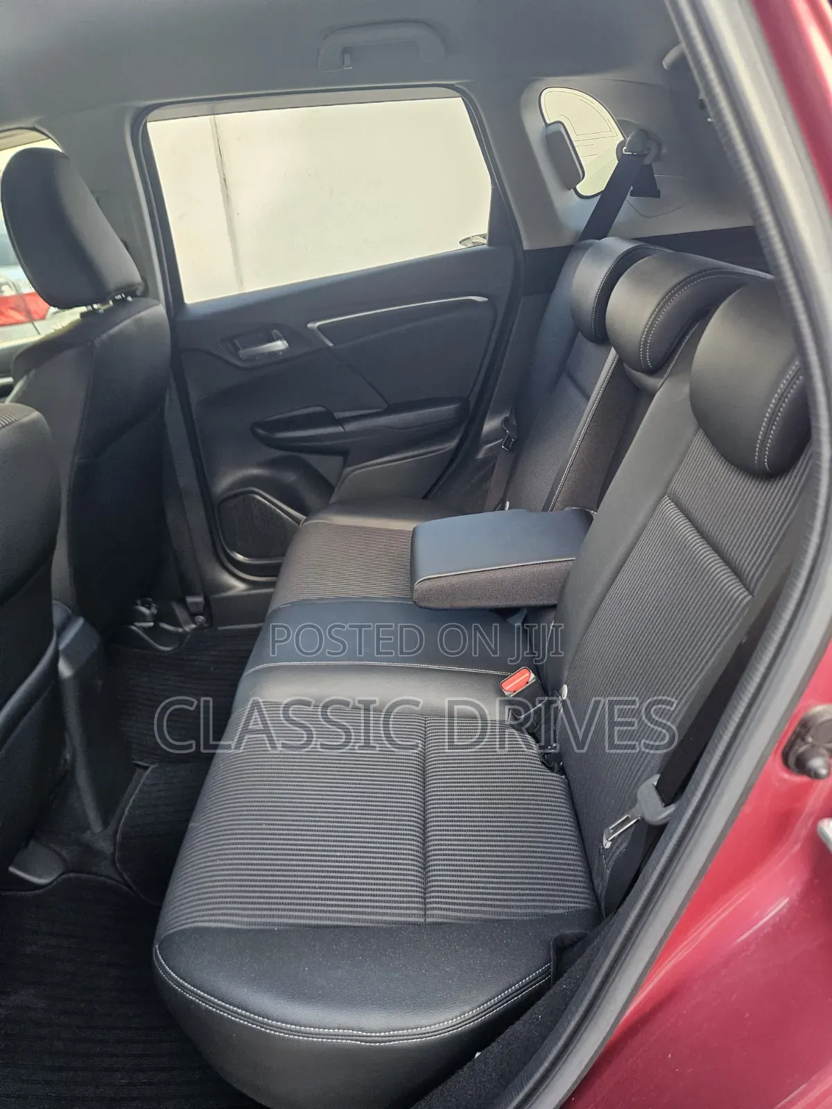 Honda Fit 2019 Pink