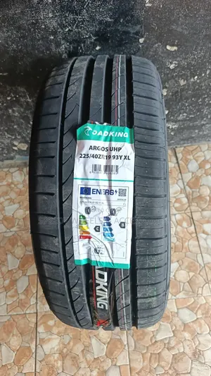 225/40r19 Performance Tyres