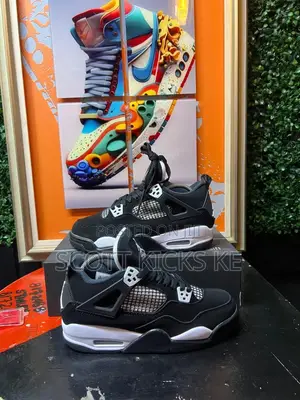 Air Jordan 4 “White Thunder”
Sizes:39-45
