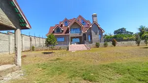 6bdrm Villa in Cianda, Ndumberi for sale