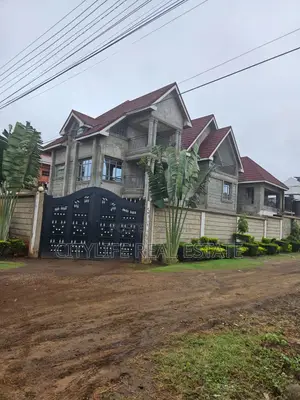 8bdrm Villa in Varsityville Estate, Kamakis for sale