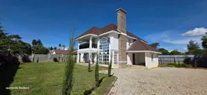 6bdrm Mansion in Royalton, Racecourse for sale