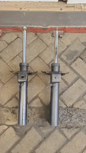 Original Ex Japan Mercedes Benz B180 Front Shock Absorbers