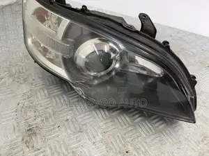Subaru Legacy 2005 Headlight
