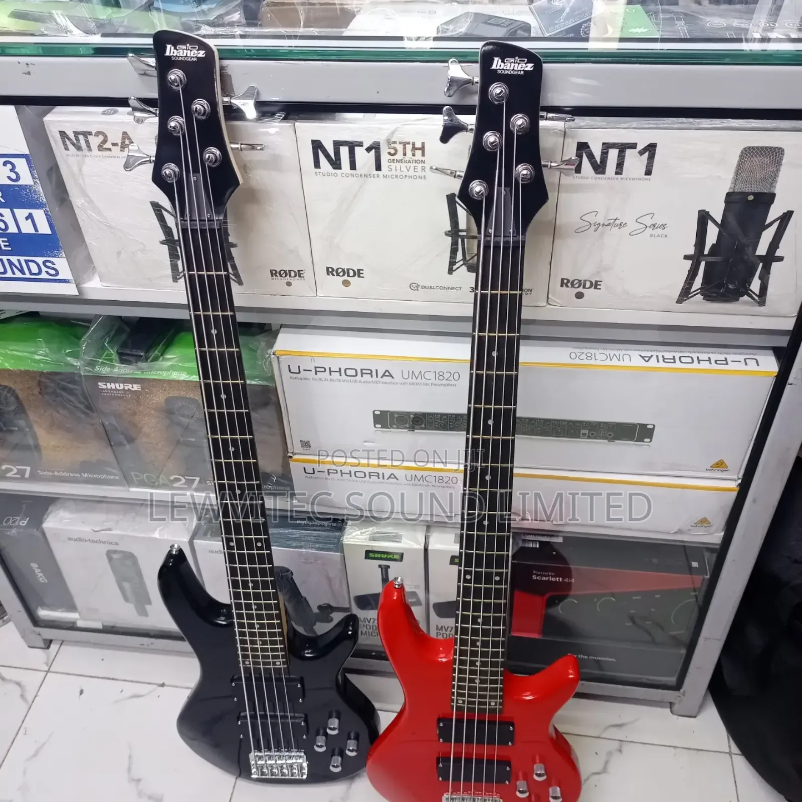 Ibanez 5 Strings