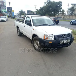 Nissan Hardbody 2002 White