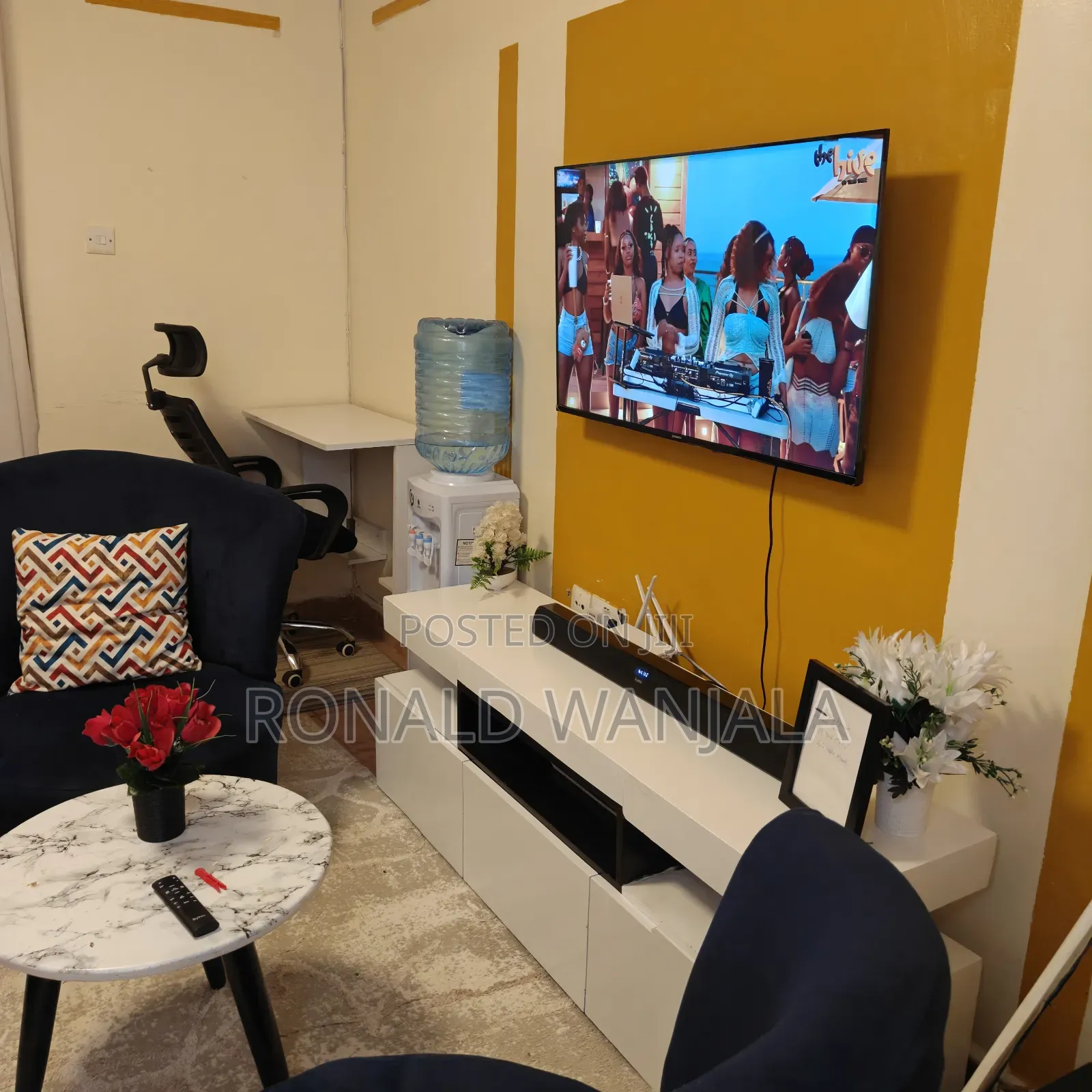 Studio $ One-Bedroom Airbnbs