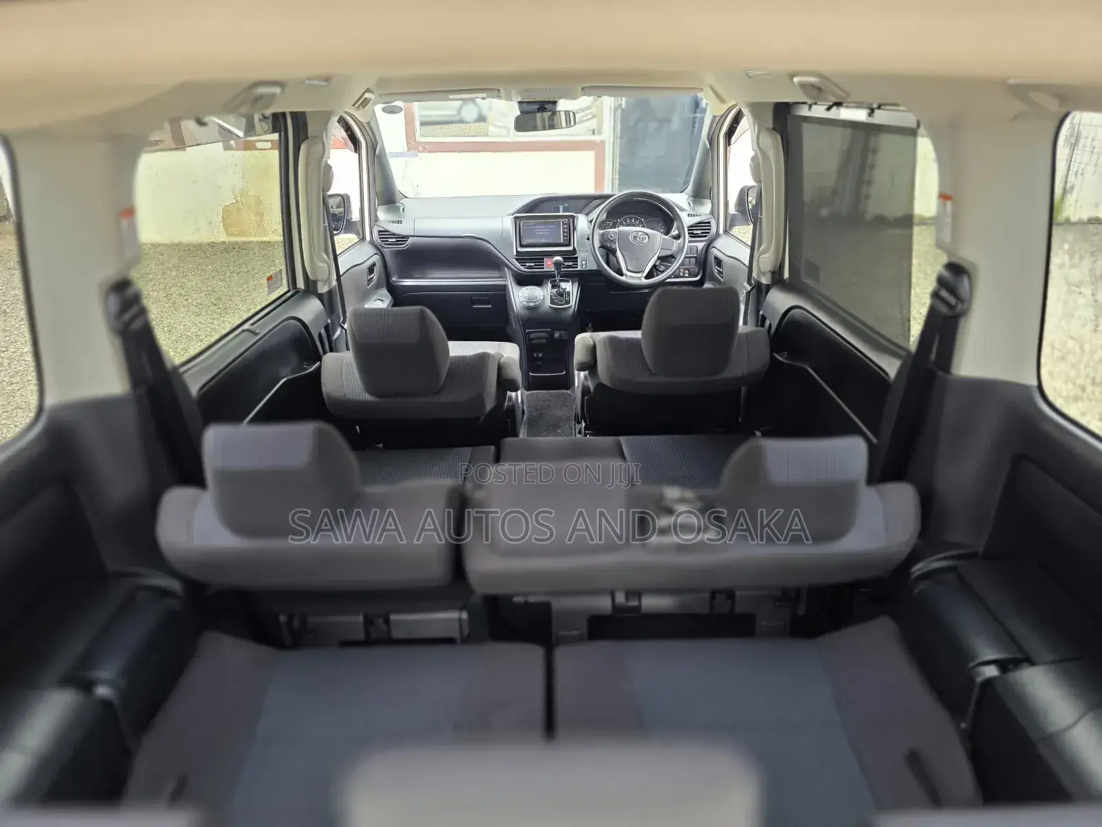 Toyota Voxy 2019 White
