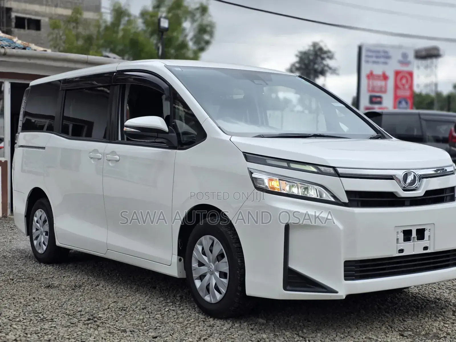 Toyota Voxy 2019 White