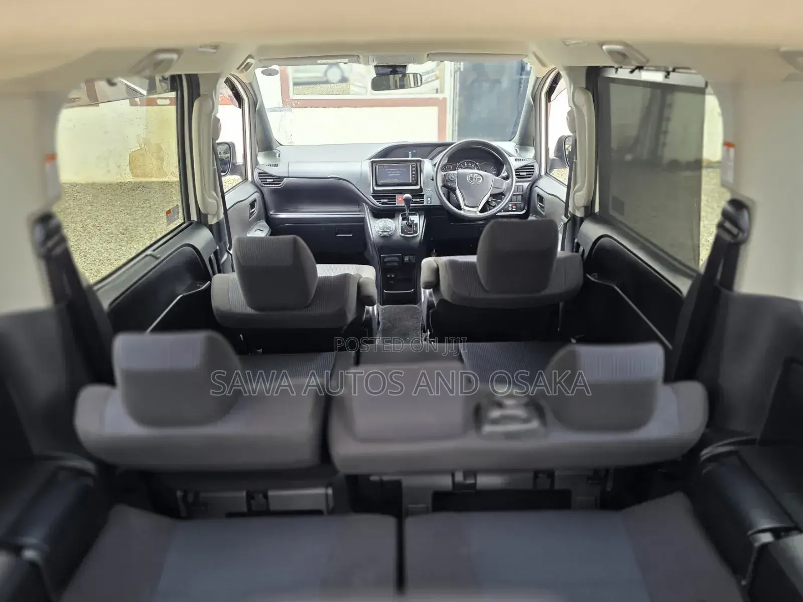 Toyota Voxy 2019 White