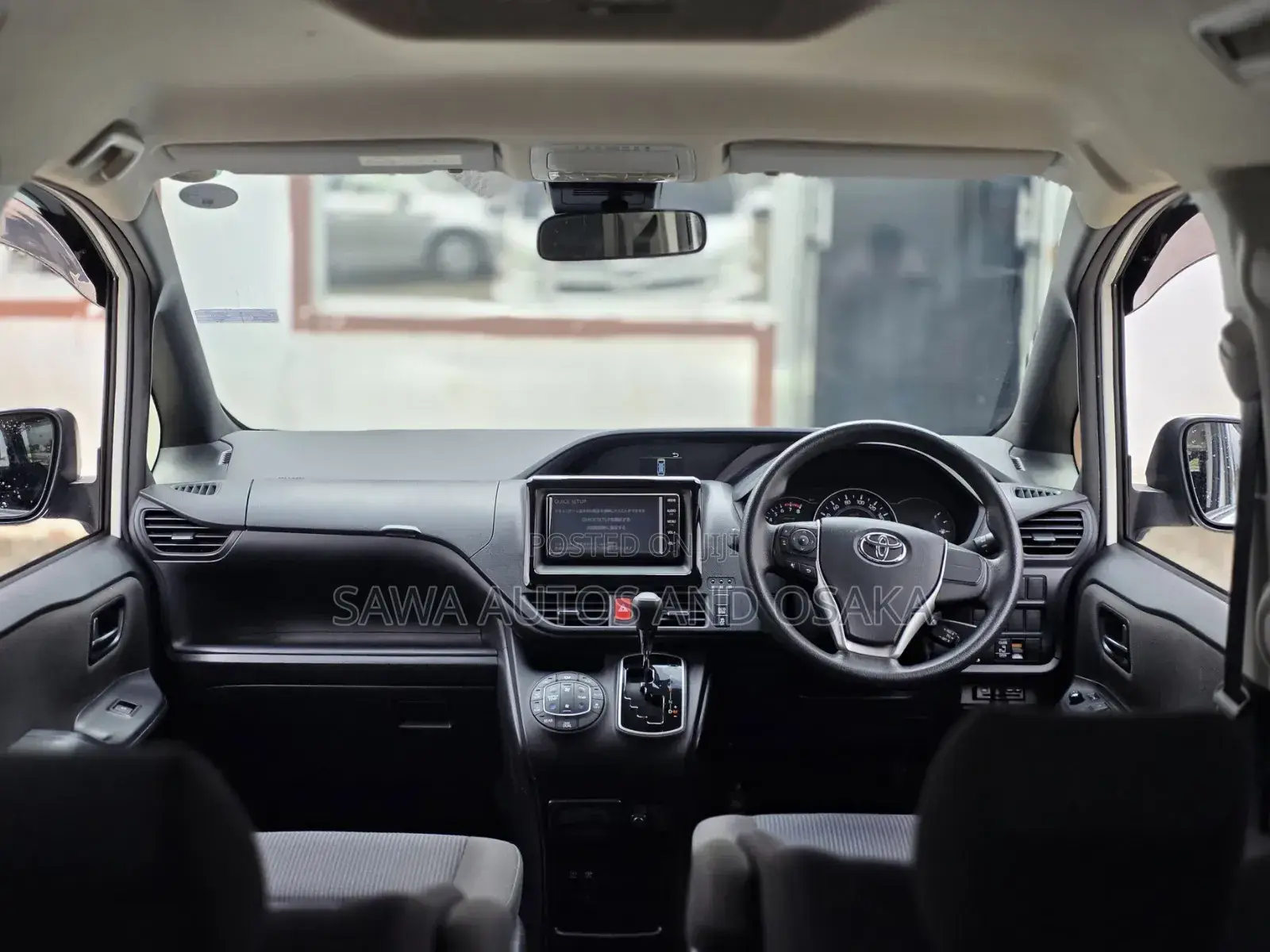 Toyota Voxy 2019 White