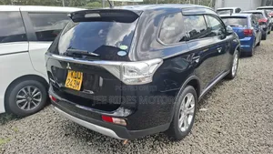 Mitsubishi Outlander 2016 Black