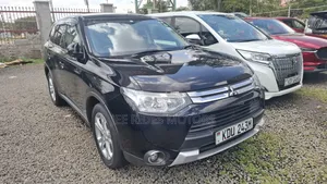 Mitsubishi Outlander 2016 Black