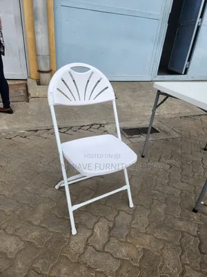 Accent Plastic Folding Chair