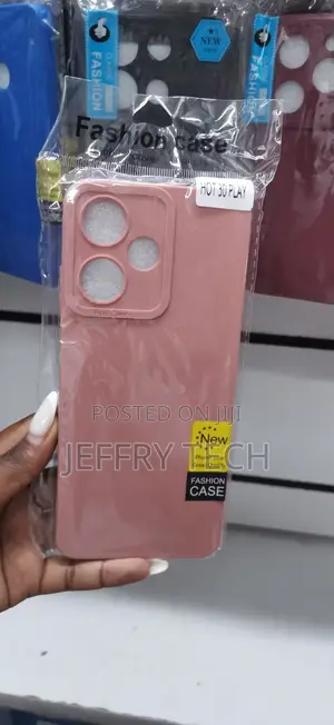 Fashion Case Silicone Mobile Phone Cover for the Realme 7i in Maroon.