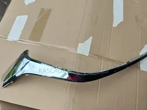 Bumper Chrome/Grill Chrome/Grill Moulding Mazda Axela New Model 2018 +