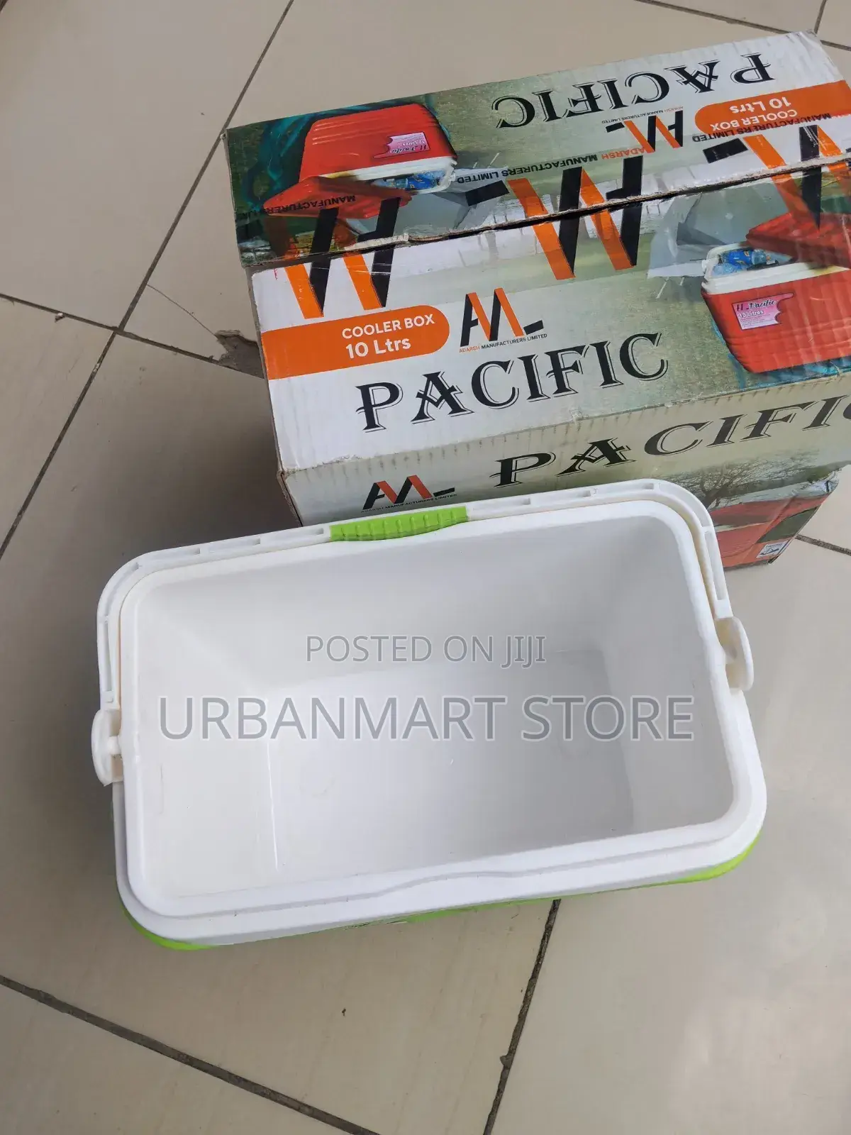 Strong Pacific Cooler Box 10 Litres for Camping and Picnic