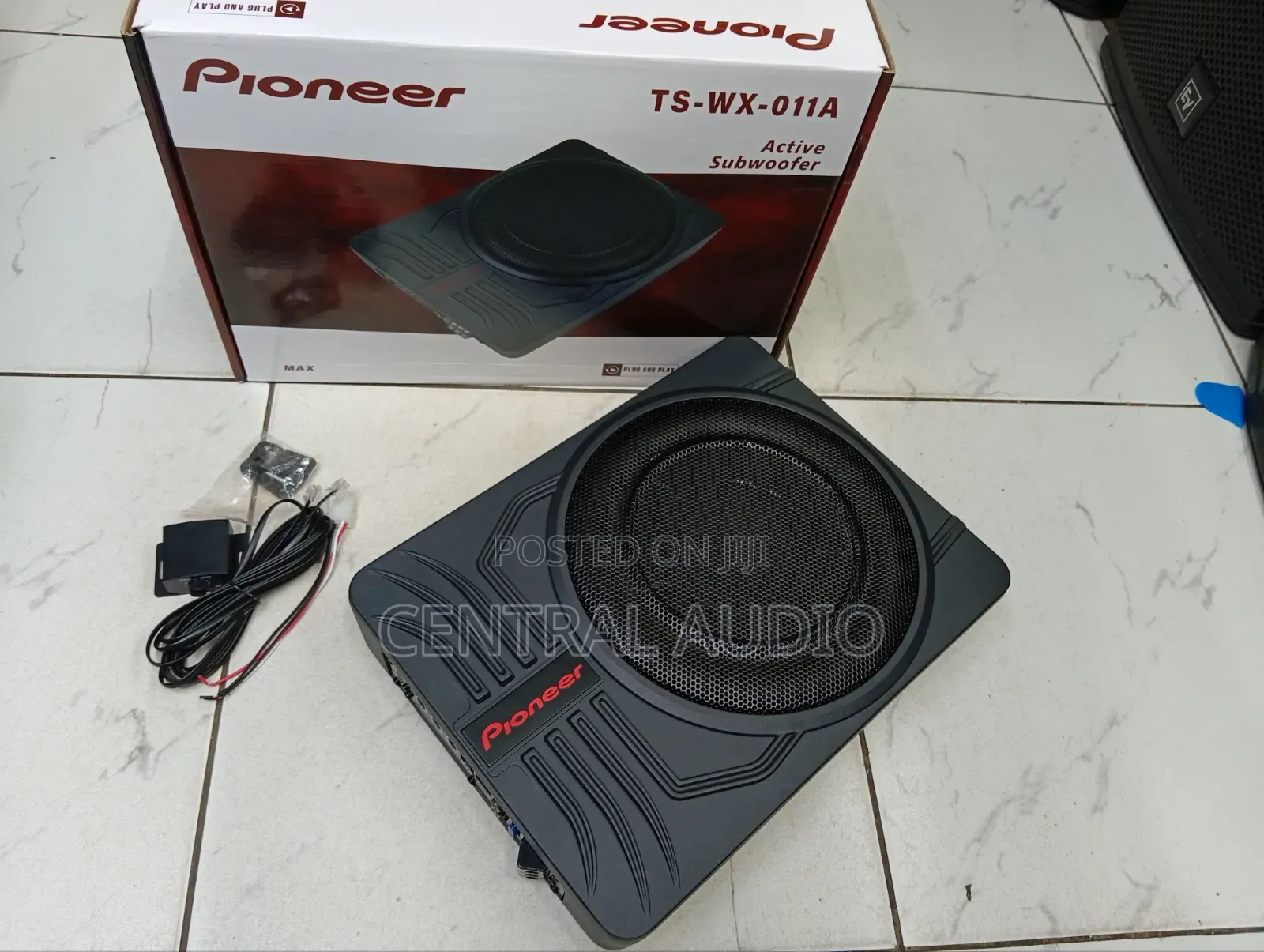 Pioneer Active Underseat Subwoofer