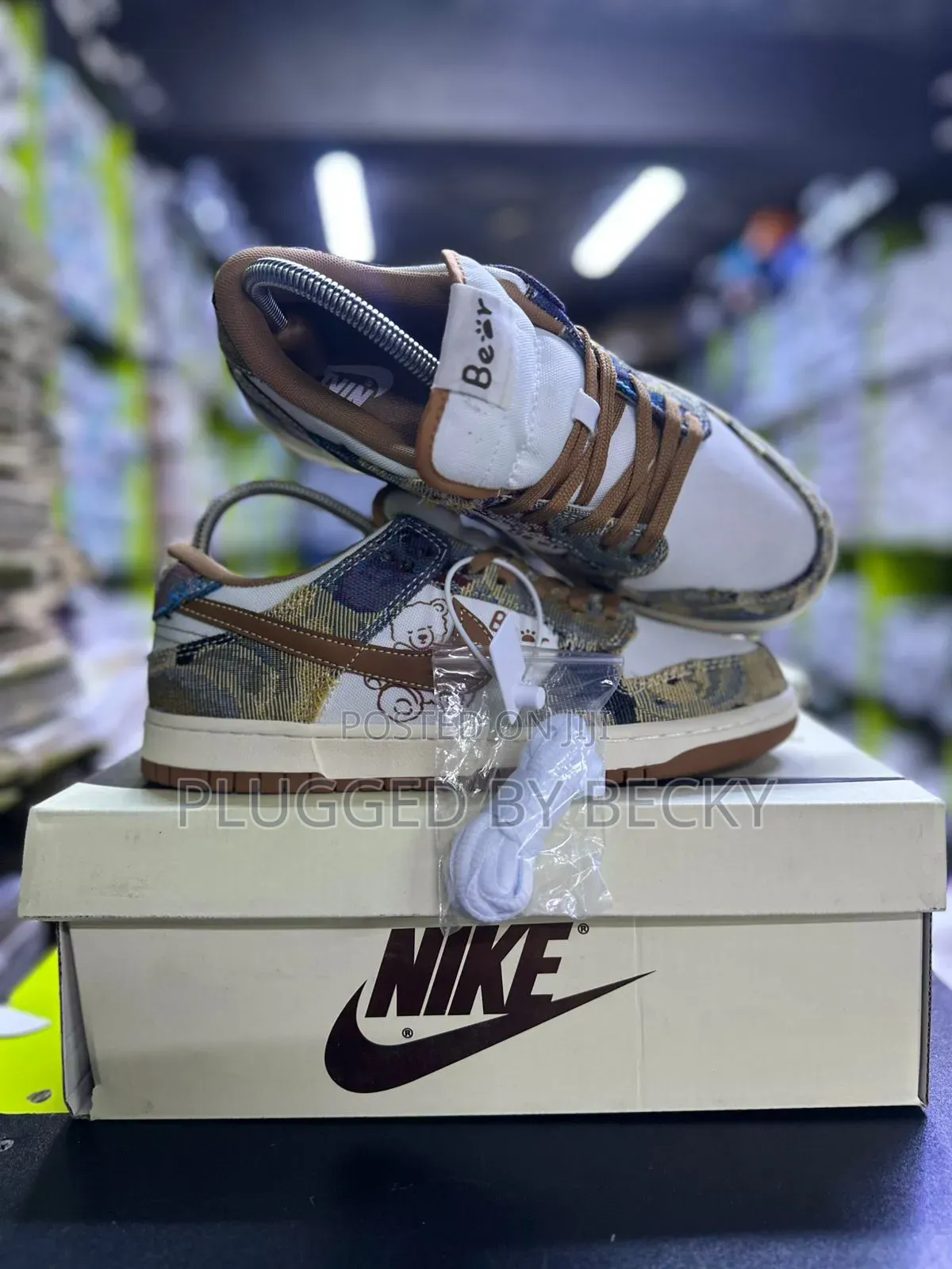 Nike Dunk Low Bear