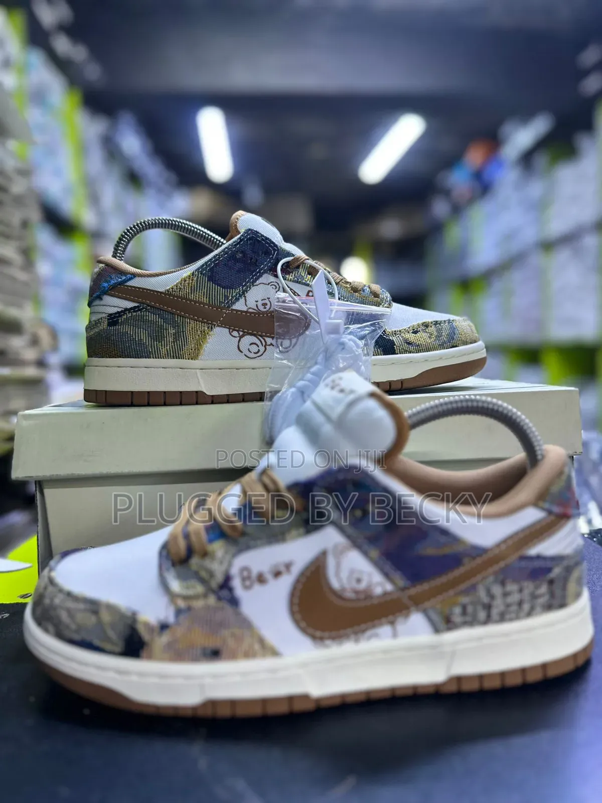Nike Dunk Low Bear