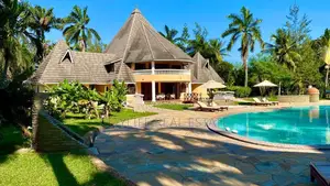 Diani Beach Road – Neptune Area, Hotel Villas on 6 Acres on Sale