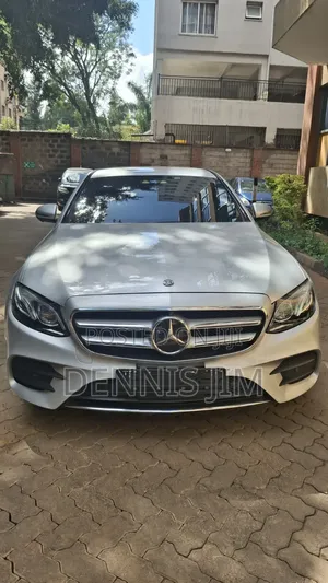 Mercedes-Benz E200 2017 Silver